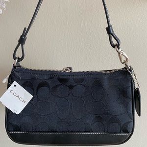 Coach - Demi Pouch, Black
